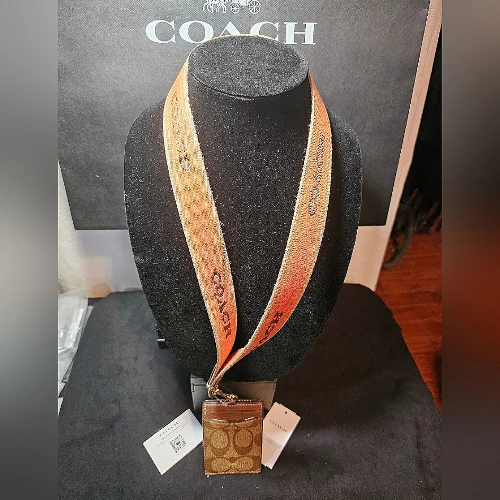 (UNISEX) COACH ID LANYARD IN SIGNATURE CANVAS (NWT) - Picture 1 of 14
